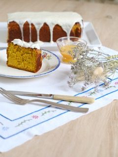 Carotte cake au curcuma, glaçage à la vanille par Arcadie Carotte cake au curcuma, glaçage à la vanille par Arcadie
