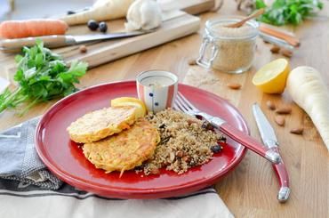 Röstis de légumes de saison et quinoa aux amandes Röstis de légumes de saison et quinoa aux amandes